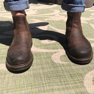 Doc Martens Chelsea Boots